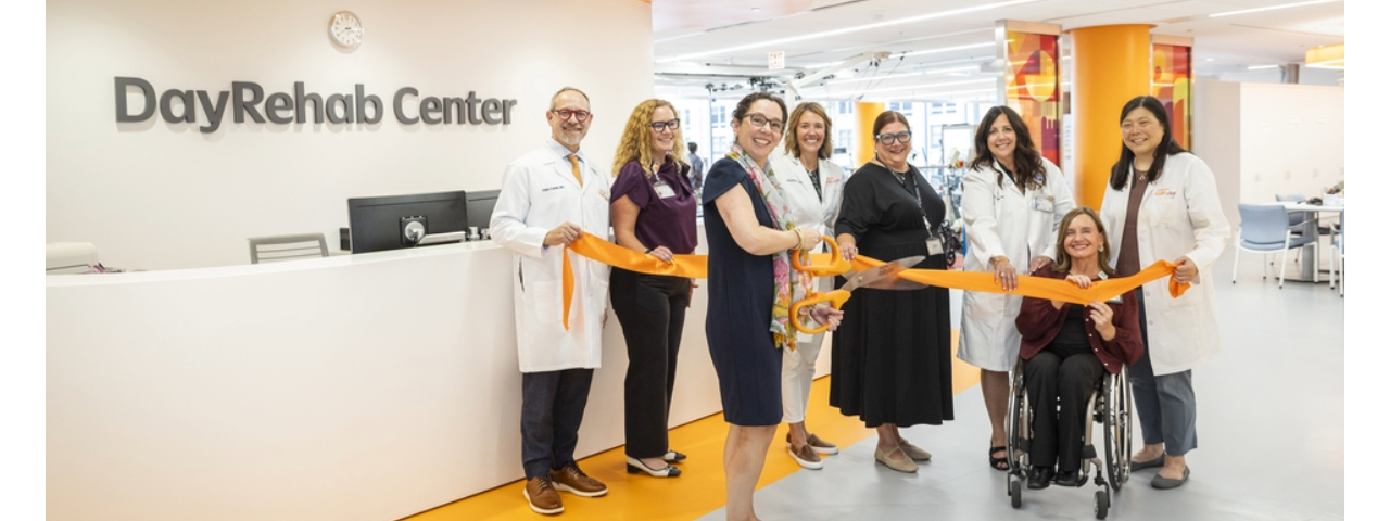 16th floor of Streeterville Ribbon Cutting Ceremony