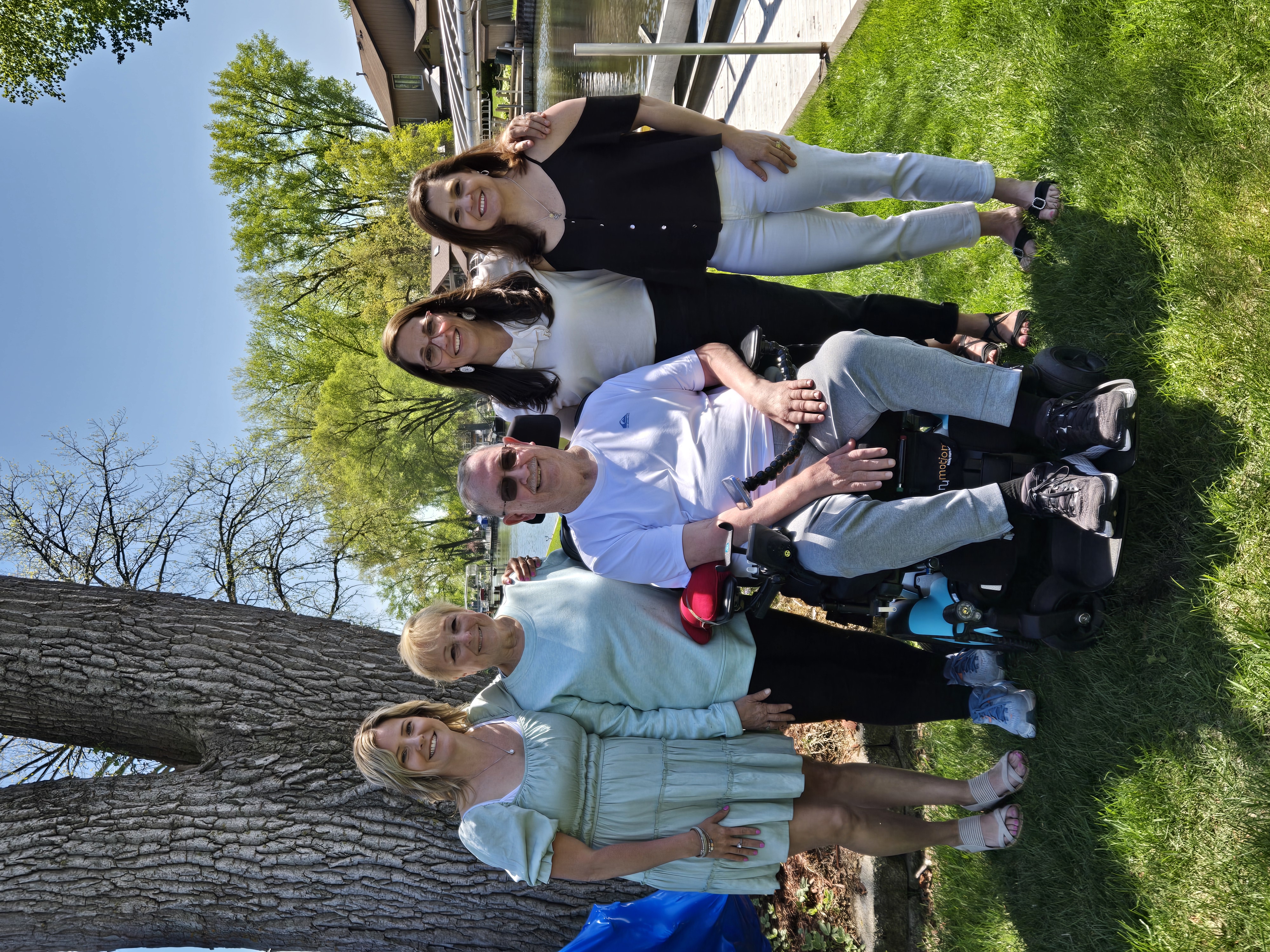 Bob with family