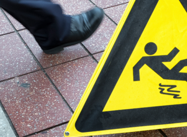Fall prevention sign