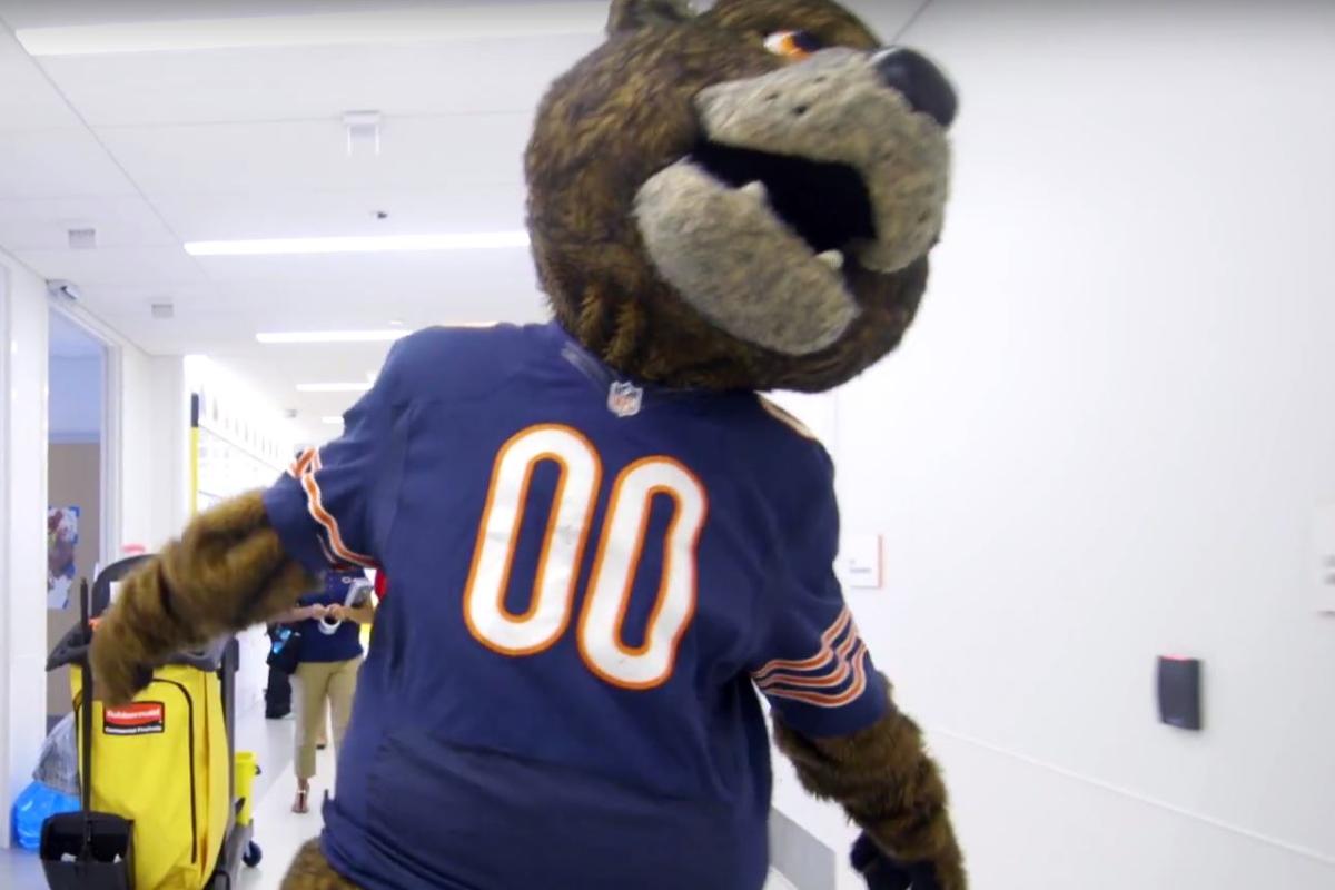 Staley the Bear's mascot visits our pediatric patients