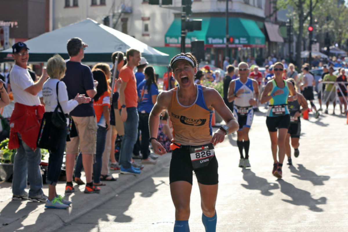 Lynn Rogers runs an Ironwomen