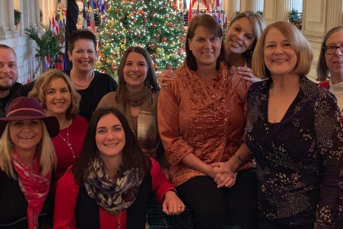 Katie Earnest Receives Power of Nursing Leadership Award