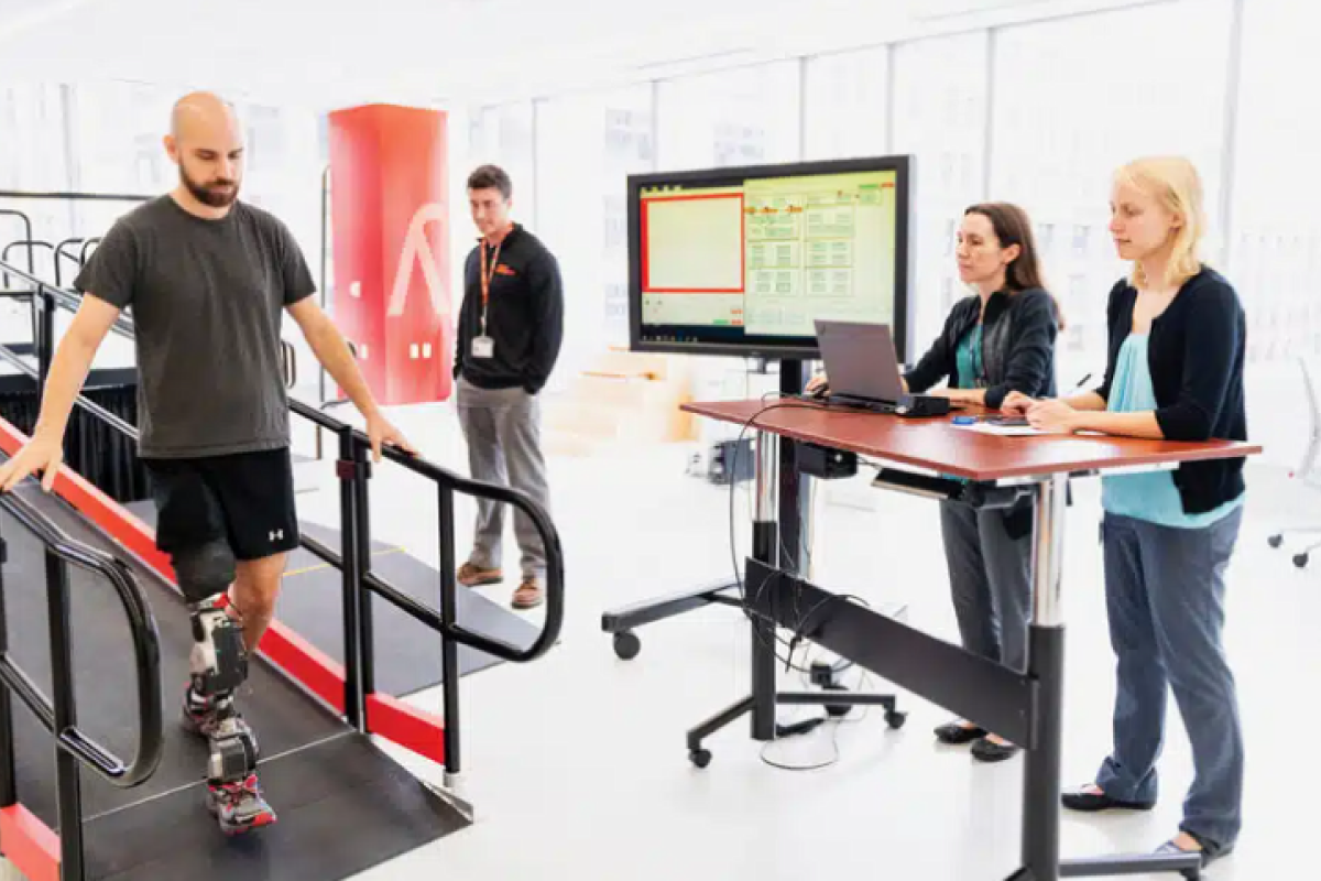 Chicago Health Magazine Profiles Regenstein Foundation Center for Bionic Medicine’s Bionic Leg Testing